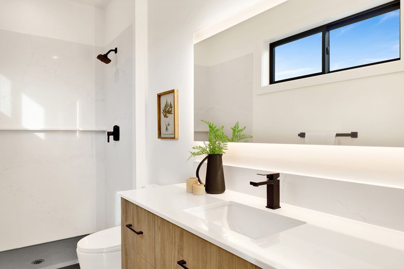 Home Plan - Interior - Bathroom 2 for Contemporary House Plan #1070-225 - 2 bed, 2.5 bath