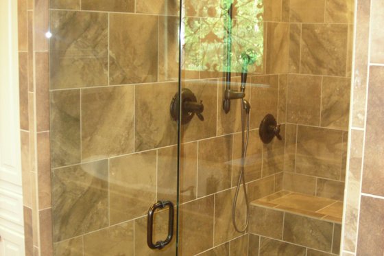 Interior - Master Bathroom 1 for Craftsman House Plan #430-148 - 3 bed, 2.5 bath