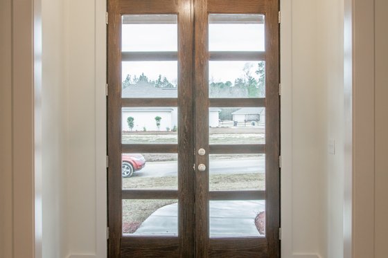 Interior - Entry for Farmhouse House Plan #430-240 - 3 bed, 2 bath