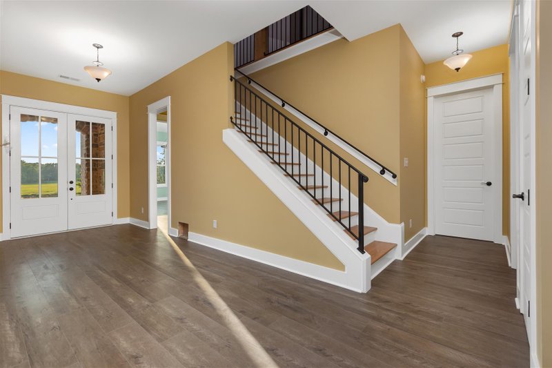 Dream House Plan - Interior - Entry for Country House Plan #63-413 - 4 bed, 4 bath