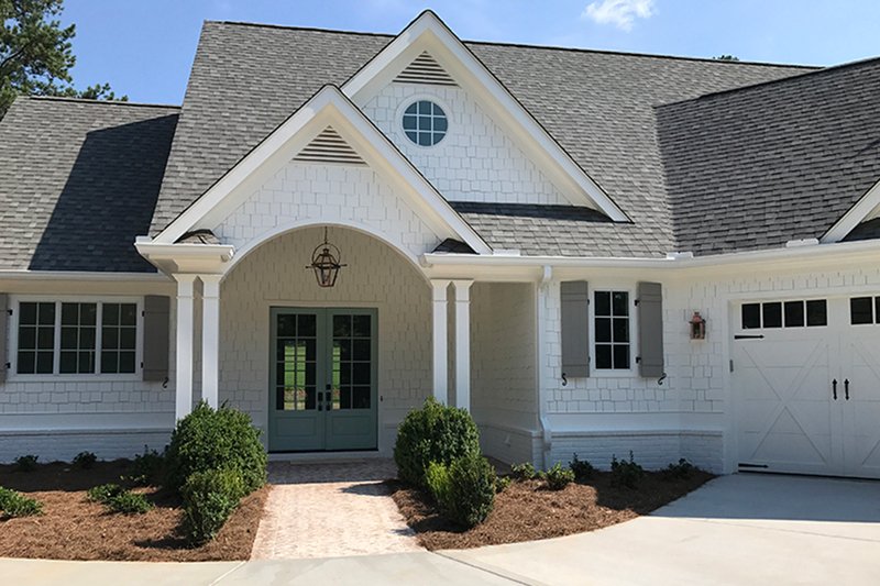 Architectural House Design - Exterior - Front Elevation 3 for Traditional House Plan #437-83 - 4 bed, 3.5 bath