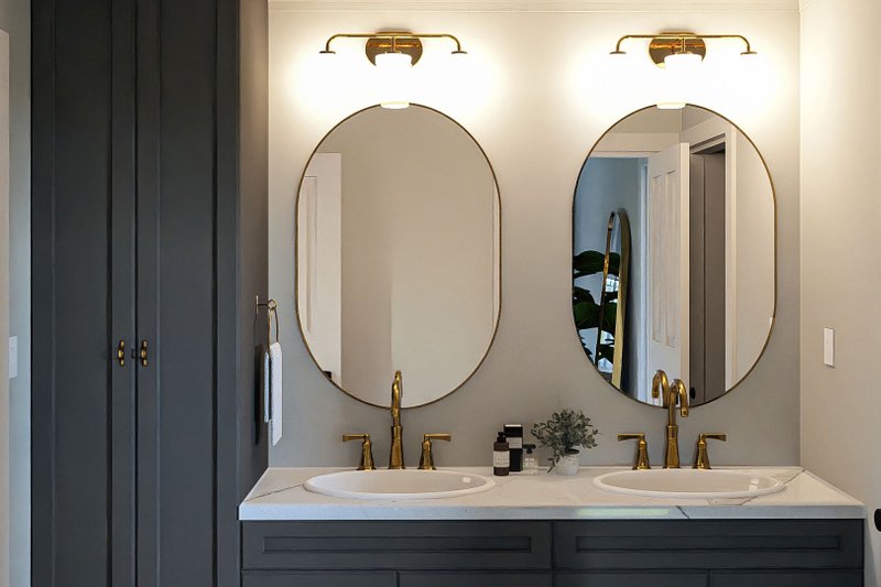 House Design - Interior - Master Bathroom for Barndominium House Plan #455-489 - 2 bed, 1 bath