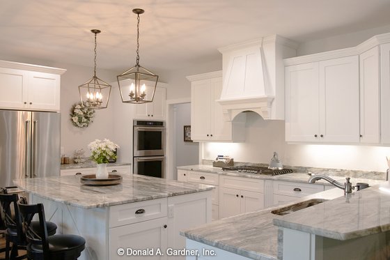Interior - Kitchen 1 for Ranch House Plan #929-1004 - 4 bed, 3 bath