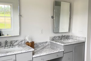 Interior - Master Bathroom for Farmhouse House Plan #430-160 - 3 bed, 2.5 bath