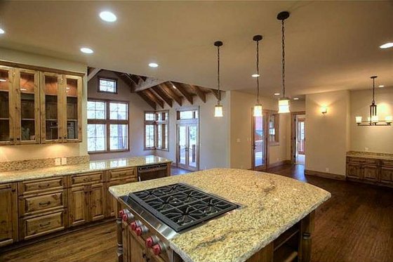 Interior - Kitchen for Craftsman House Plan #899-1 - 4 bed, 2.5 bath