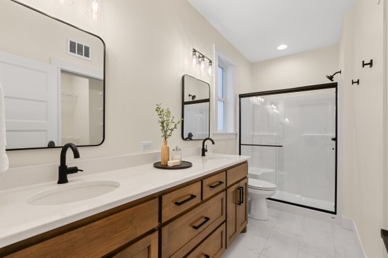 Interior - Master Bathroom for Farmhouse House Plan #1070-205 - 3 bed, 2 bath