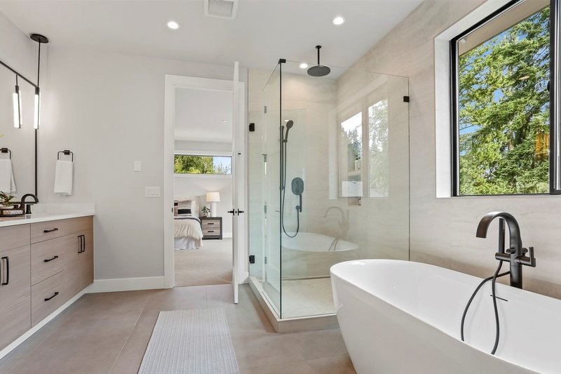 Dream House Plan - Interior - Master Bathroom 1 for Traditional House Plan #1066-250 - 5 bed, 3 bath
