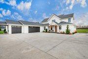 Farmhouse Style House Plan - 4 Beds 3.5 Baths 3275 Sq/Ft Plan #1070-41 