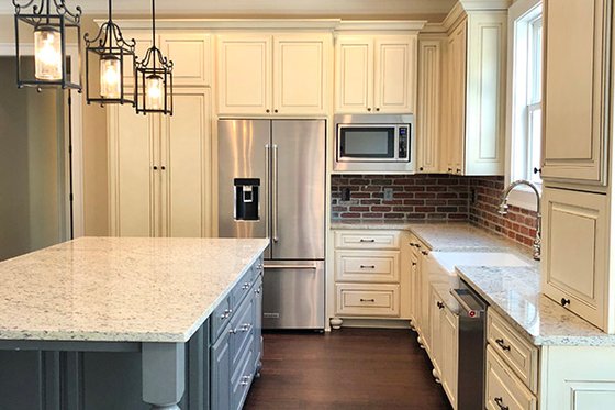 Interior - Kitchen 4 for Farmhouse House Plan #437-92 - 4 bed, 4.5 bath