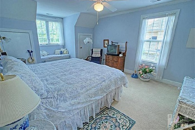 Architectural House Design - Bedroom - 2600 square foot Southern home