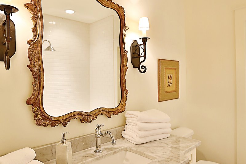 Dream House Plan - Interior - Bathroom 1 for Craftsman House Plan #927-5 - 4 bed, 5.5 bath