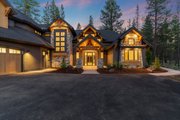 Craftsman Style House Plan - 5 Beds 5.5 Baths 4466 Sq/Ft Plan #892-46 Exterior 