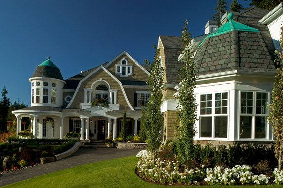 Photo 4 for Traditional House Plan #132-216 - 4 bed, 6 bath