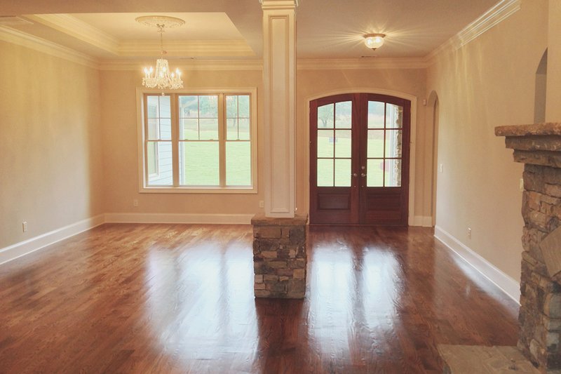 Dream House Plan - Interior - Dining Room for European House Plan #437-58 - 3 bed, 3 bath