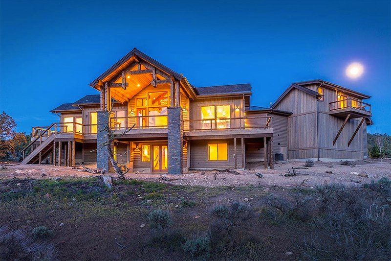 Dream House Plan - Exterior - Rear Elevation 1 for Ranch House Plan #895-29 - 3 bed, 3.5 bath