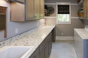 Interior - Laundry for Craftsman House Plan #929-24 - 4 bed, 3 bath