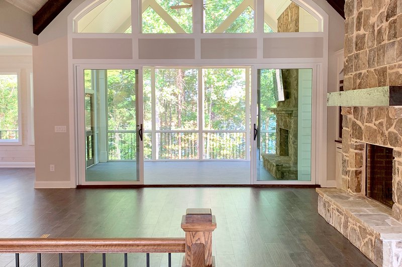 House Blueprint - Interior - Family Room for Craftsman House Plan #437-116 - 4 bed, 4 bath