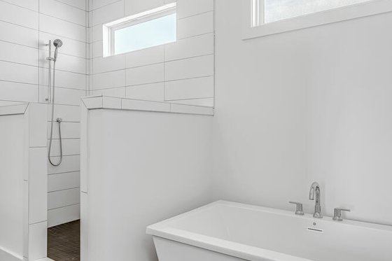 Interior - Master Bathroom for Modern House Plan #1085-7 - 4 bed, 4 bath