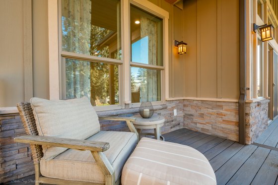 Photo 7 for Craftsman House Plan #1070-189 - 3 bed, 2.5 bath