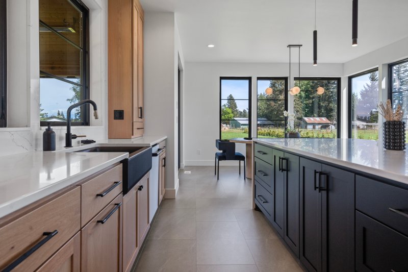 House Design - Interior - Kitchen 5 for Contemporary House Plan #1070-214 - 4 bed, 3.5 bath