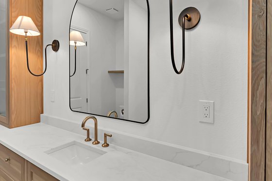 Interior - Master Bathroom 2 for Cottage House Plan #1096-14 - 4 bed, 4.5 bath