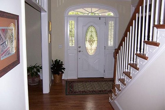 Entry - 3100 square foot Southern home