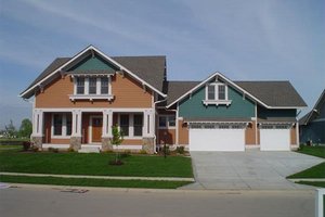 Craftsman Exterior - Front Elevation Plan #458-10