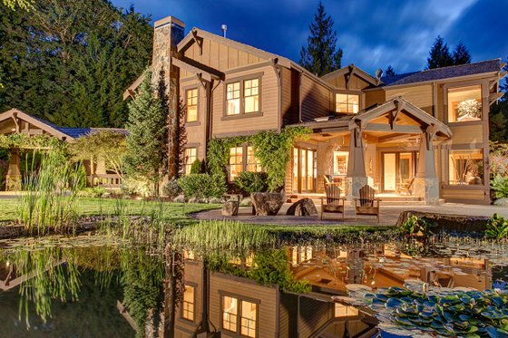 Photo 3 for Craftsman House Plan #132-179 - 5 bed, 4.5 bath