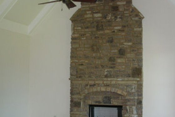 Photo 4 for European House Plan #437-50 - 4 bed, 4.5 bath