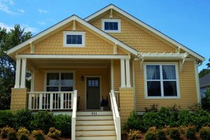 Dream House Plan - Craftsman Exterior - Front Elevation Plan #461-53