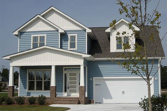 Front View - 1950 square foot Craftsman home