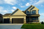 Craftsman Style House Plan - 3 Beds 3 Baths 2155 Sq/Ft Plan #20-1776 