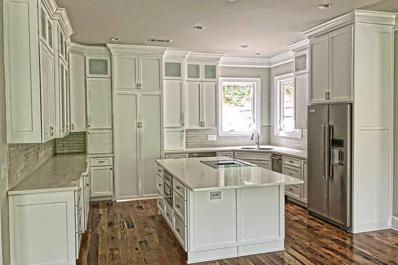 Dream House Plan - Interior - Kitchen 2 for Craftsman House Plan #437-121 - 4 bed, 3.5 bath