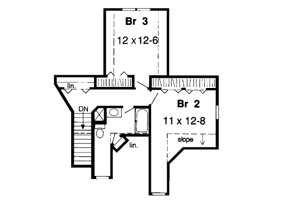 Traditional Floor Plan - Upper Floor Plan #312-798