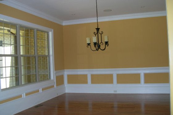 Photo 9 for Traditional House Plan #437-49 - 4 bed, 3.5 bath