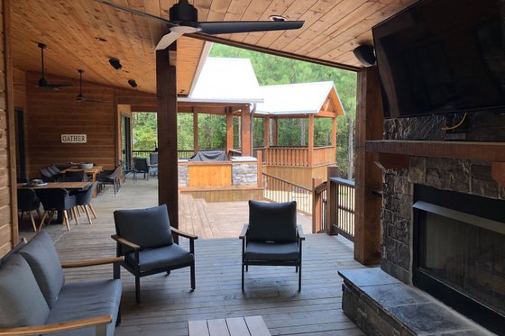 Photo 13 for Farmhouse House Plan #1109-12 - 5 bed, 5.5 bath