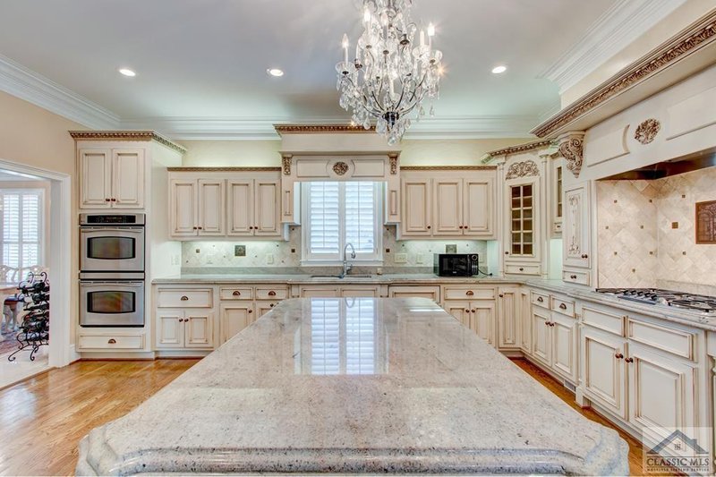 Architectural House Design - Interior - Kitchen for Classical House Plan #137-300 - 4 bed, 4.5 bath