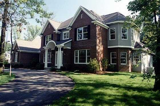 Photo 9 for Traditional House Plan #70-510 - 4 bed, 3.5 bath