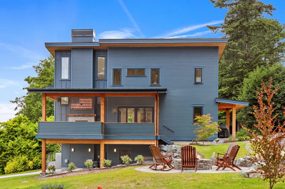 Photo 9 for Contemporary House Plan #1070-7 - 3 bed, 3 bath