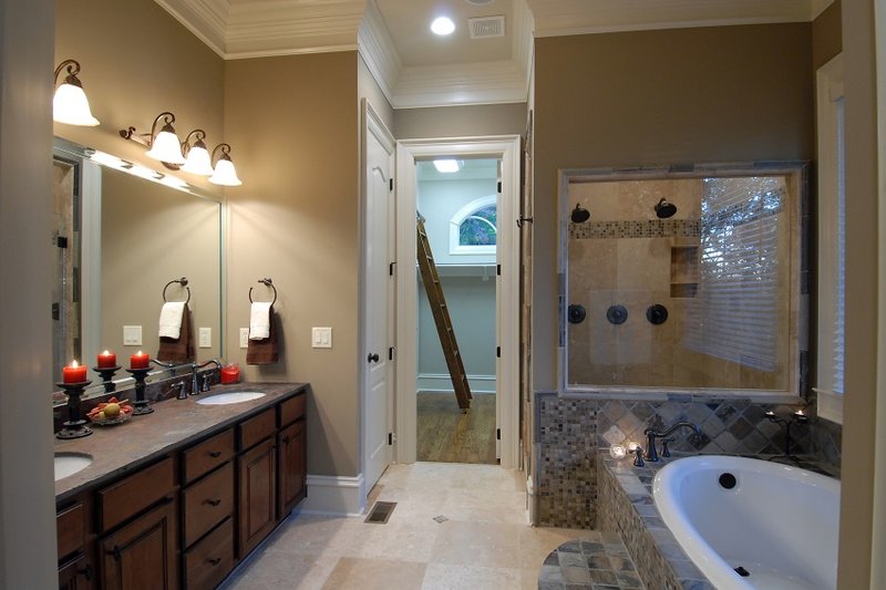 House Plan Design - Interior - Bathroom for Traditional House Plan #54-483 - 4 bed, 2.5 bath