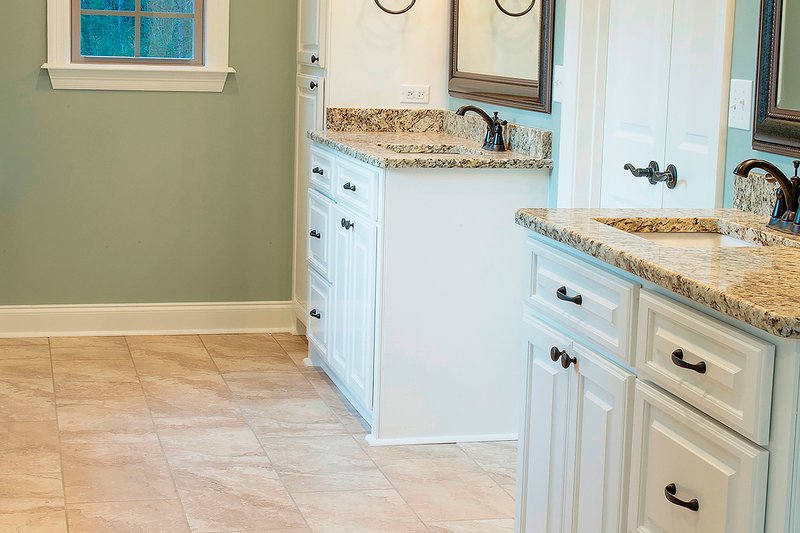 Dream House Plan - Interior - Master Bathroom 1 for European House Plan #430-139 - 4 bed, 2.5 bath