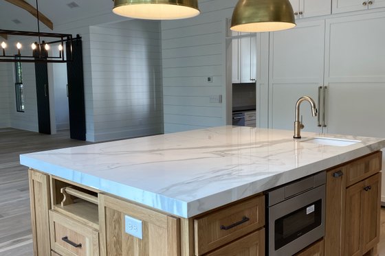 Interior - Other 4 for Modern House Plan #437-108 - 4 bed, 4.5 bath