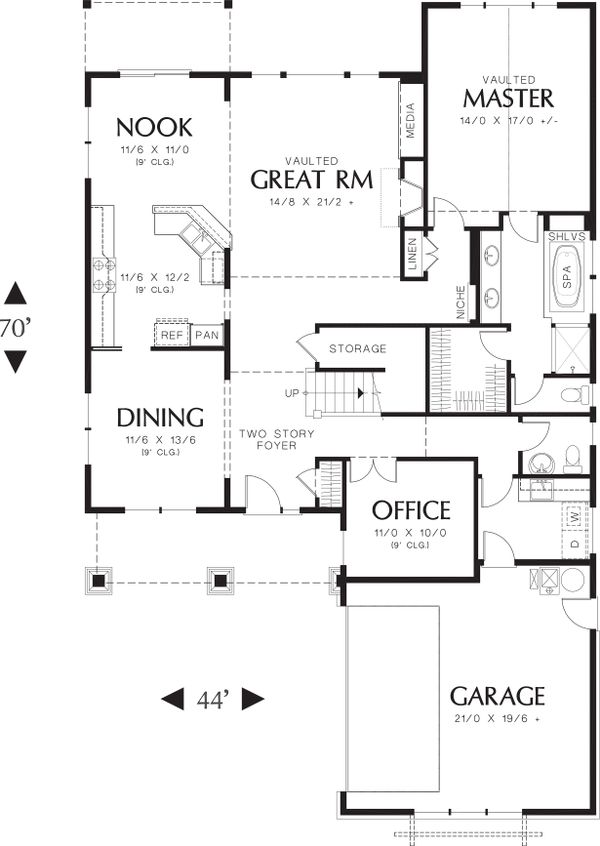 Main level floor plan - 2500 square foot Craftsman home