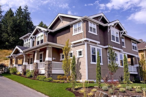Photo 4 for Craftsman House Plan #132-170 - 4 bed, 3 bath