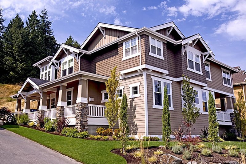 House Blueprint - Photo 4 for Craftsman House Plan #132-170 - 4 bed, 3 bath
