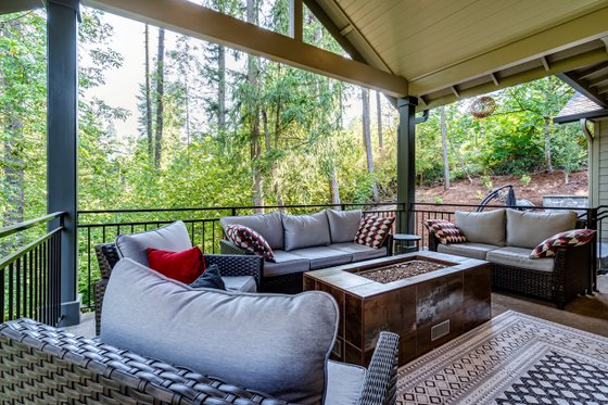 Exterior - Covered Porch for Craftsman House Plan #124-1256 - 2 bed, 2 bath