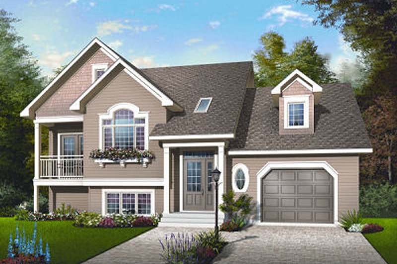 Dream House Plan - Traditional Exterior - Front Elevation Plan #23-817