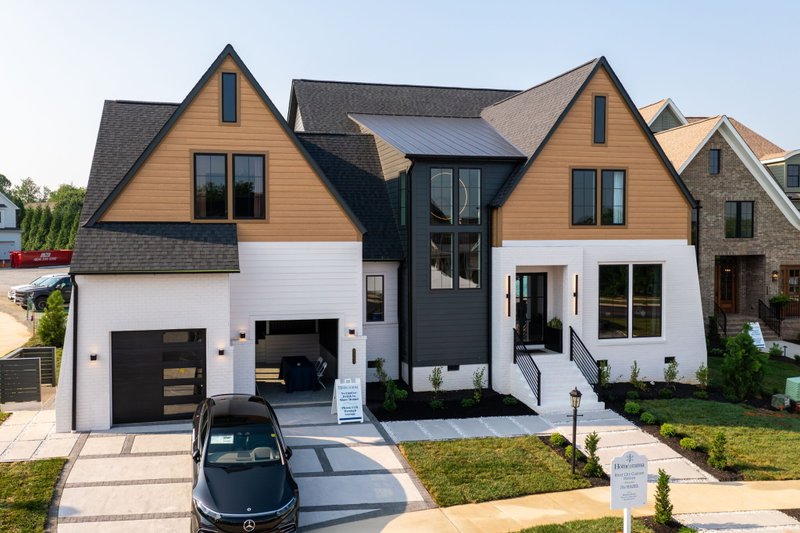 House Blueprint - Photo 3 for Modern House Plan #1080-26 - 4 bed, 4.5 bath