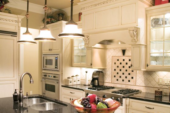 Interior - Kitchen 1 for Traditional House Plan #927-11 - 5 bed, 4.5 bath