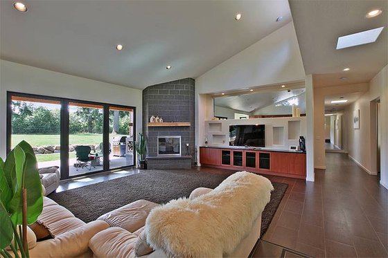 Great Room - 3300 square foot Modern home